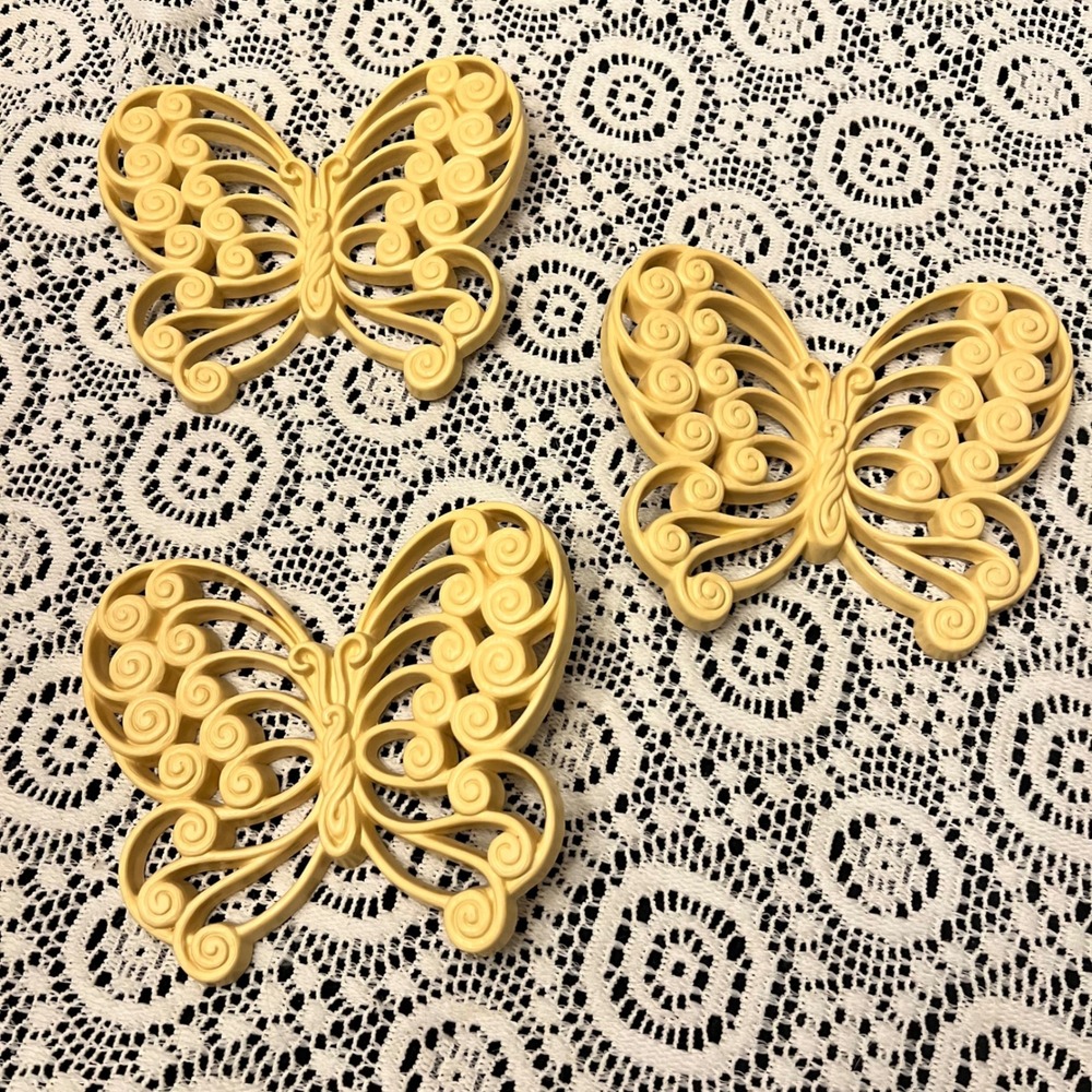 Vintage 1970s Burwood Molded Plastic Butterfly Wall Plaque | Set of 3 | Cottage